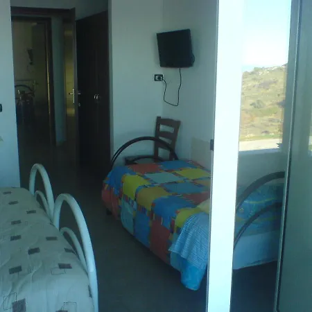 Отель Dove Osano Le Aquile